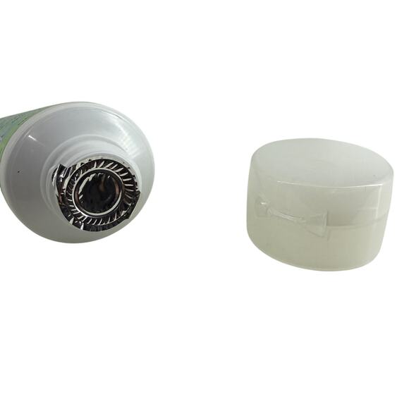 California Baby Calming Diaper Rash Ointment 2.9oz/82g - Picture 5 of 6